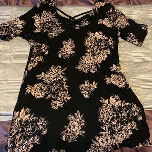 Torrid Size 1 Knit Top Black Pink Floral
